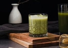Una bebida veraniega preparada con matcha