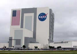 Vista exterior del Centro Espacial Kennedy de la NASA en Cabo Cañaveral.