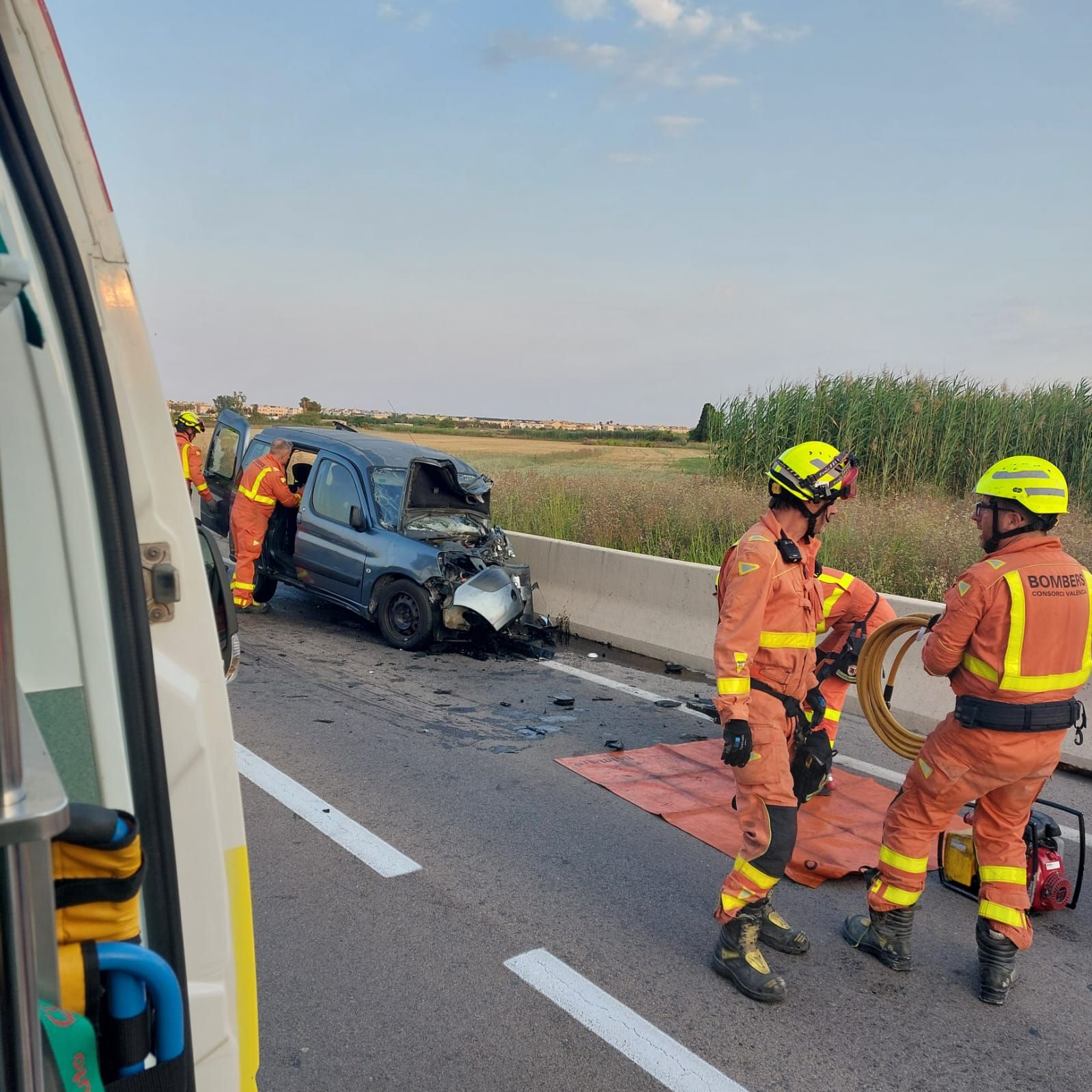 Muere un matrimonio en un accidente en Puçol