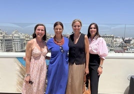 María Ángeles Ros, Silvia Marín, Carolina Gil y Noelia Martos.