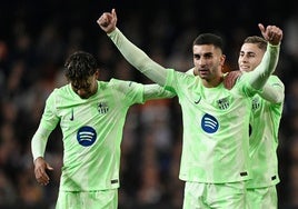 Ferran Torres celebra uno de los goles en la Copa del Rey ante el Valencia.
