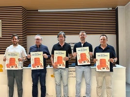 Los impulsores de la Banda Joven Comarcal durante la presentación en las sede de la Mancomunitat.