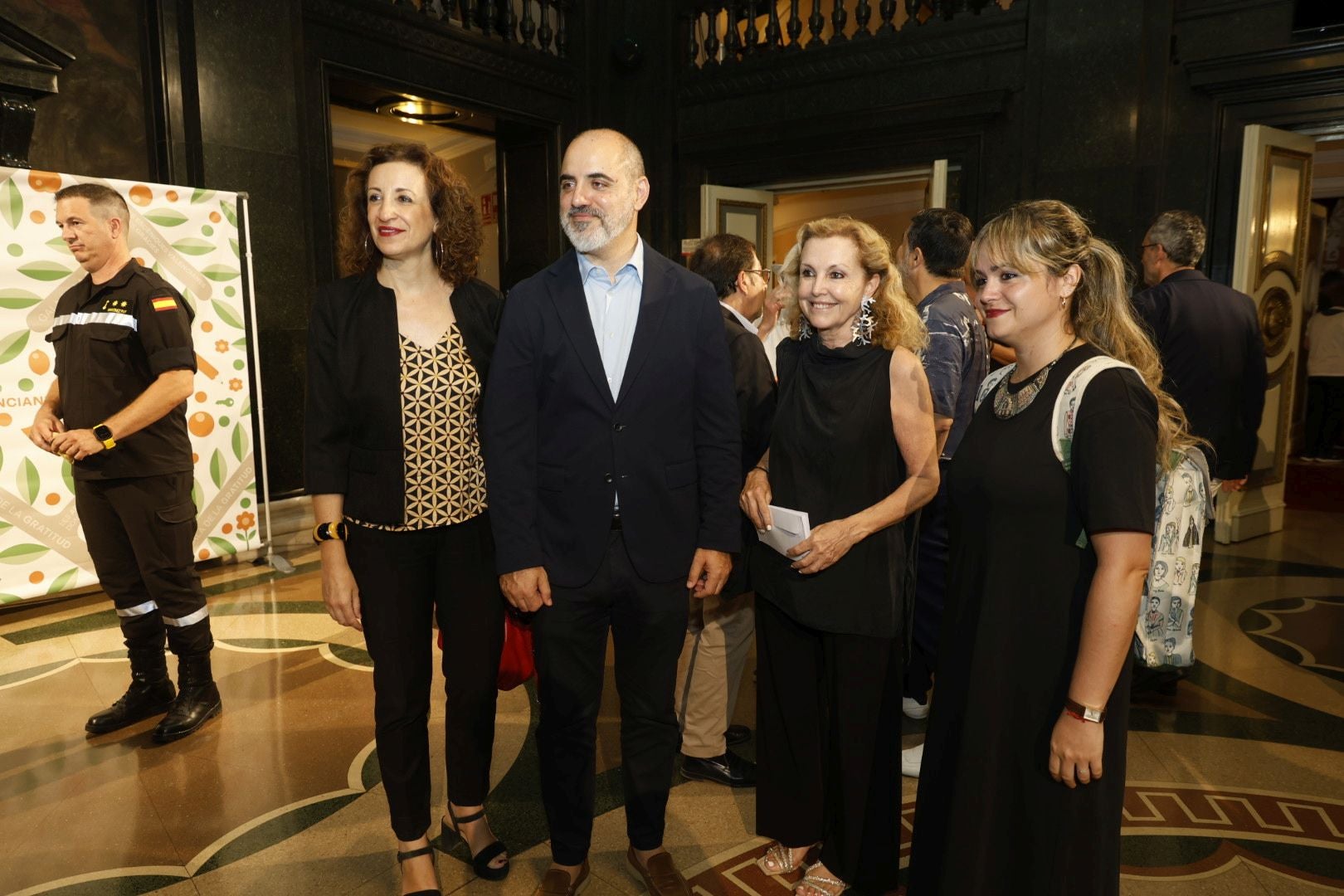 FOTOS | Así ha sido 'La gala de la gratitud' de las Artes Escénicas Valencianas