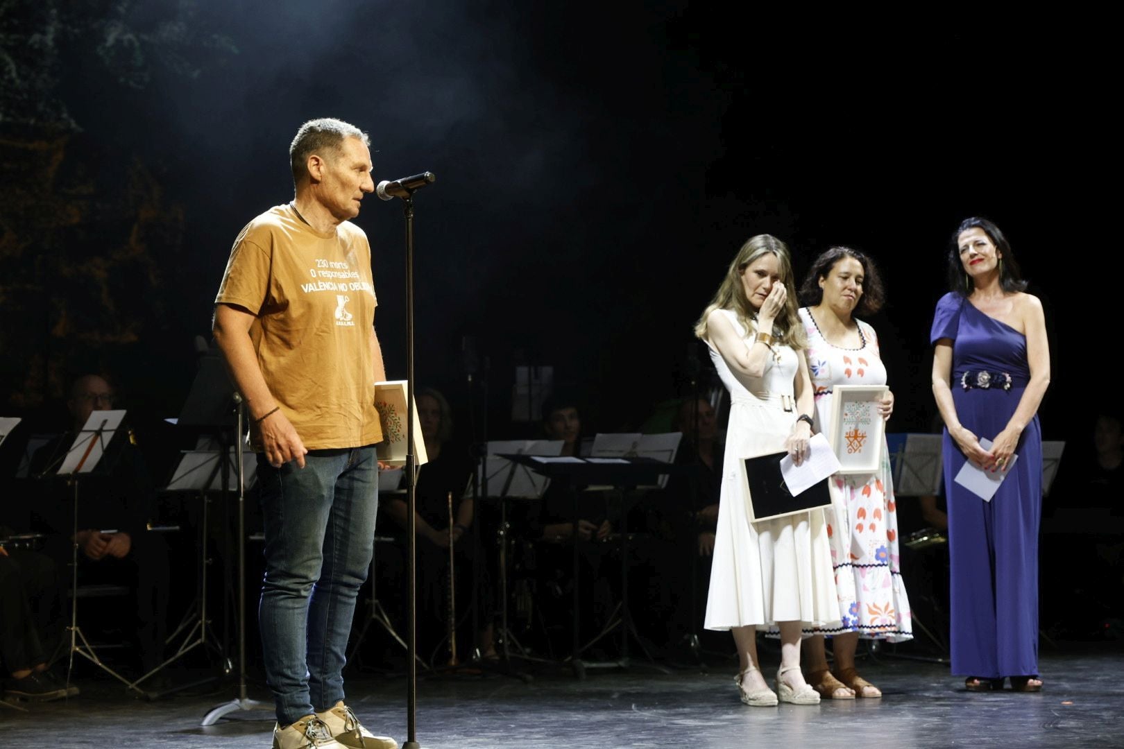 FOTOS | Así ha sido &#039;La gala de la gratitud&#039; de las Artes Escénicas Valencianas