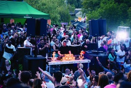 El festival combinará lo mejor del sonido Remember de los años 90 y 2000 con una potente sesión nocturna de techno.
