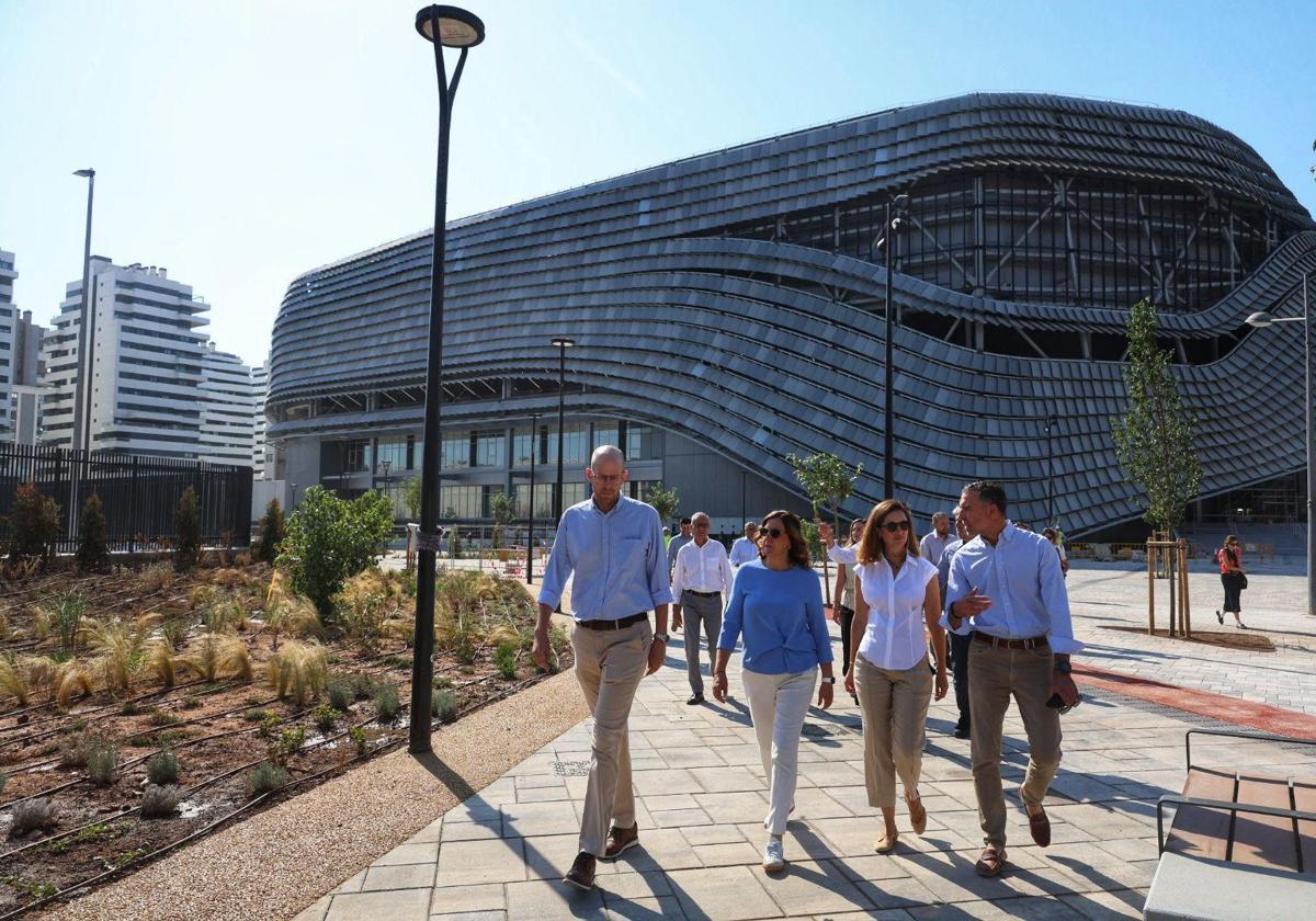 El parque del Roig Arena se cerrará por las noches para evitar botellón y se estudia la instalación de cámaras de seguridad