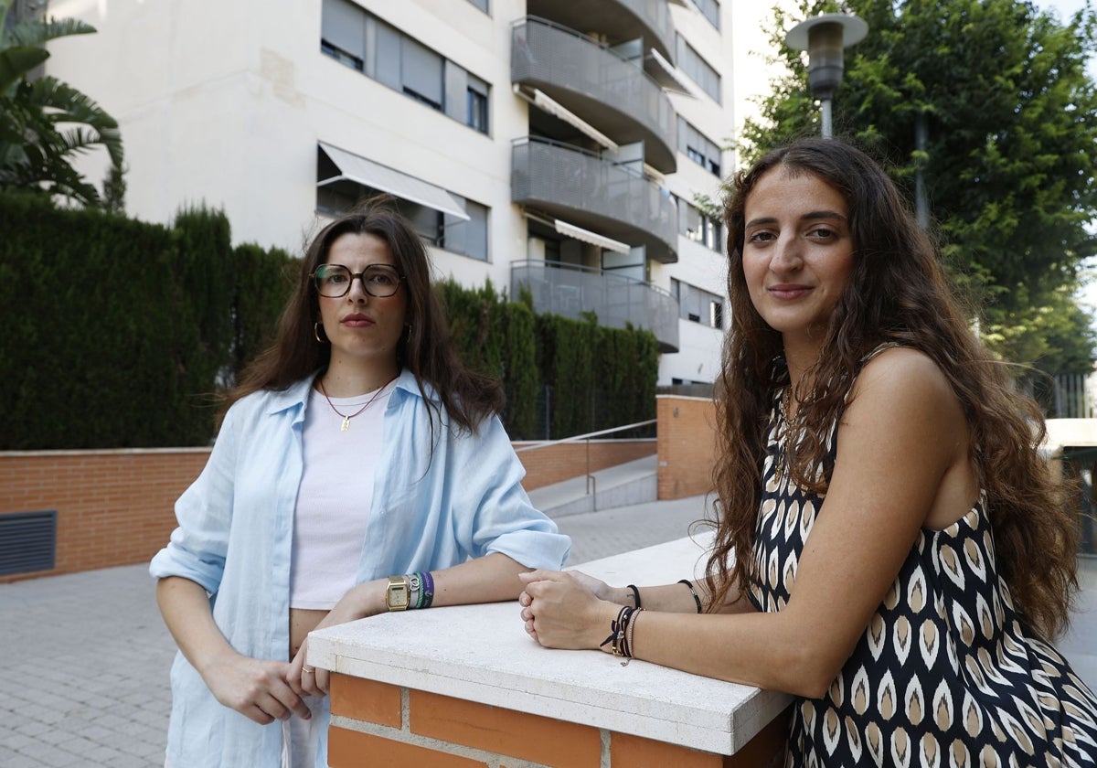 Lucia y Sofía, de 26 y 23 años, siguen formándose y todavía no han cotizado.