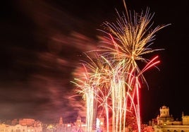 Fuegos Artificiales en la Plaza del Ayuntamiento.