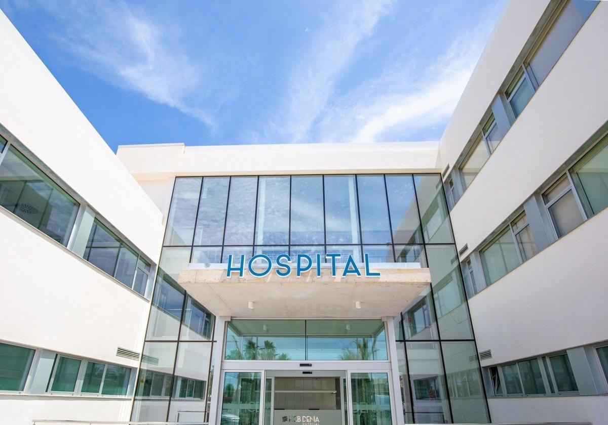 Entrada del hospital de Dénia.