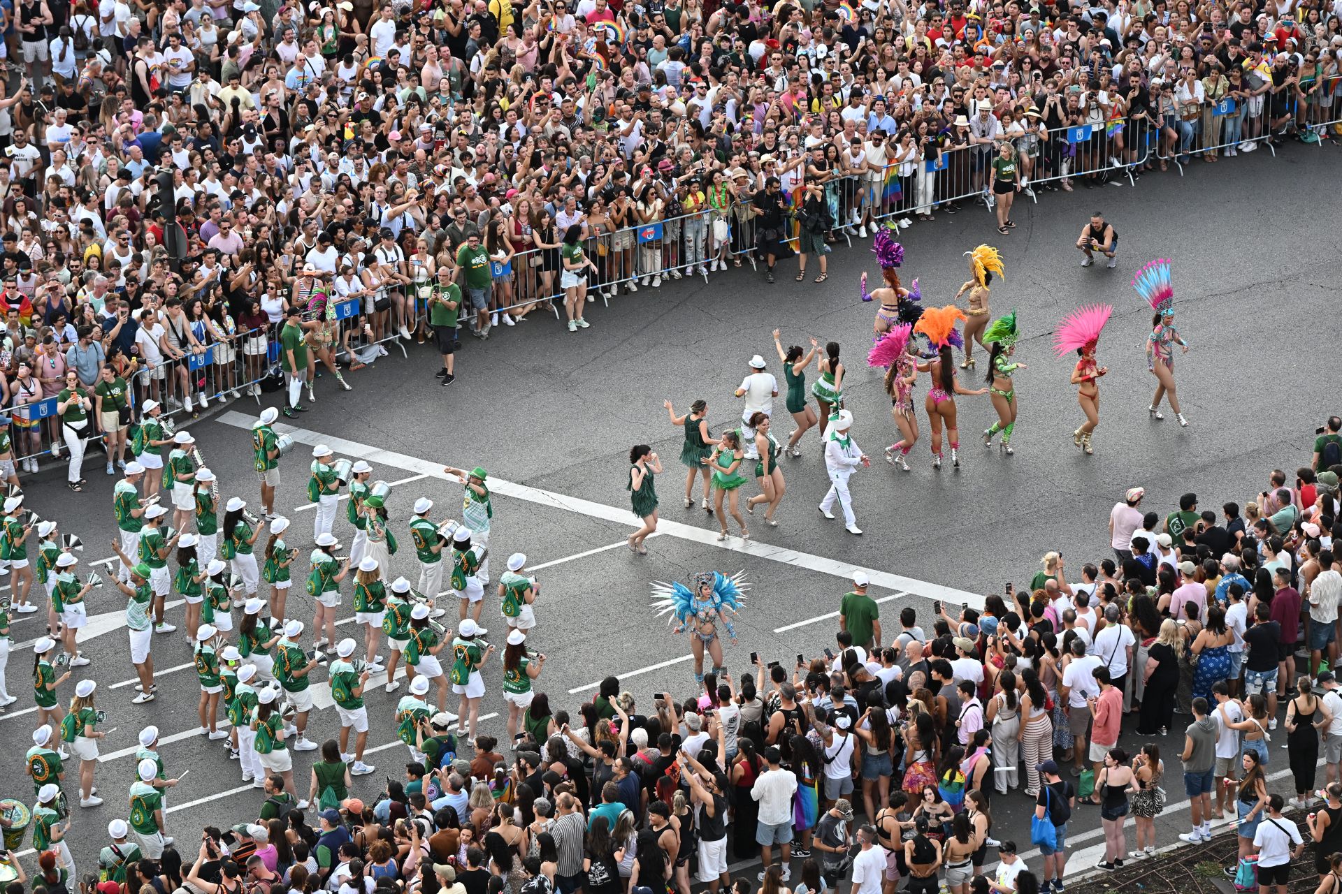 Las imágenes de la marcha del Orgullo 2025 en Madrid