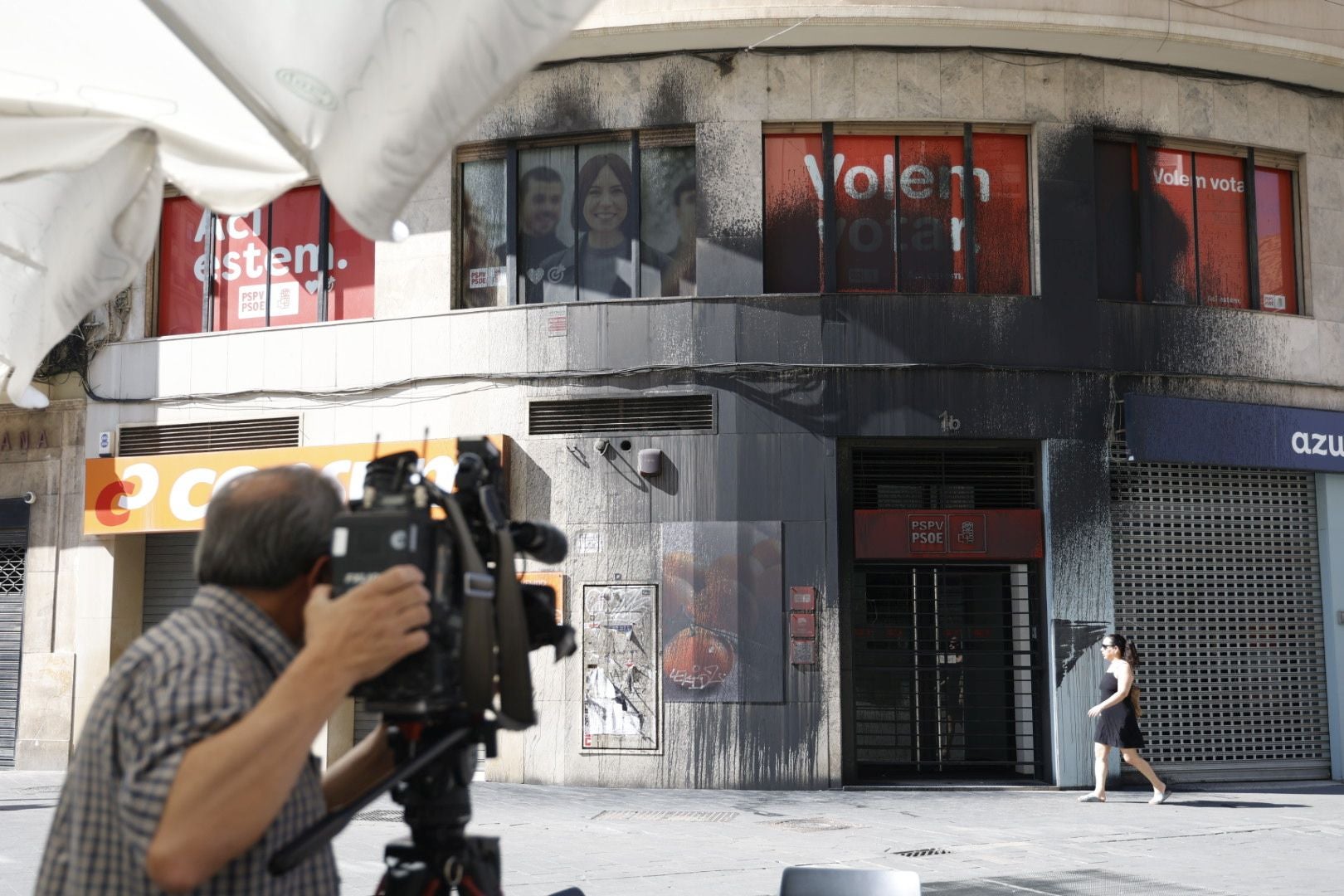 Vandalizan la sede del PSPV-PSOE en Valencia