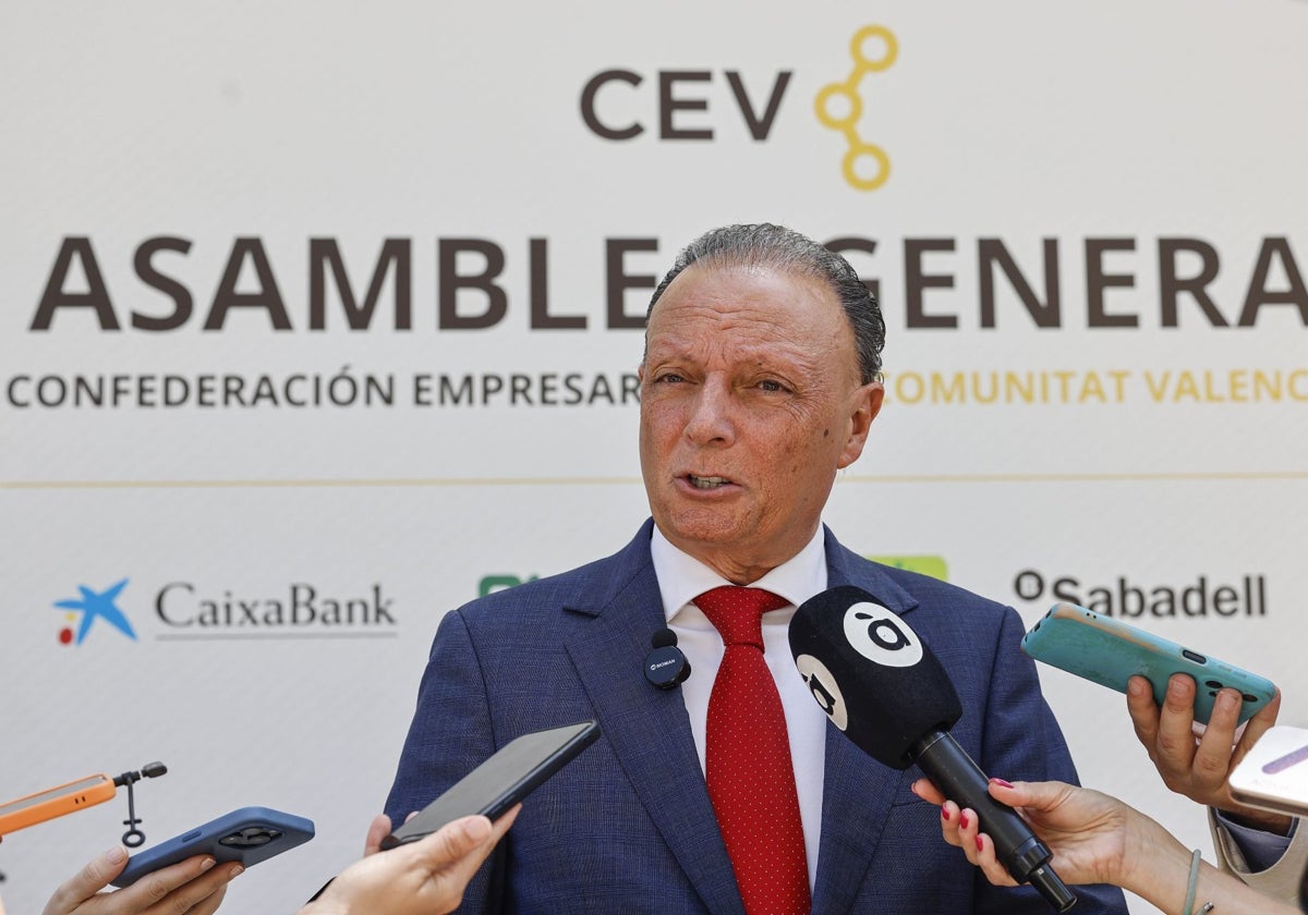 Salvador Navarro, en la pasada asamblea general de la CEV.