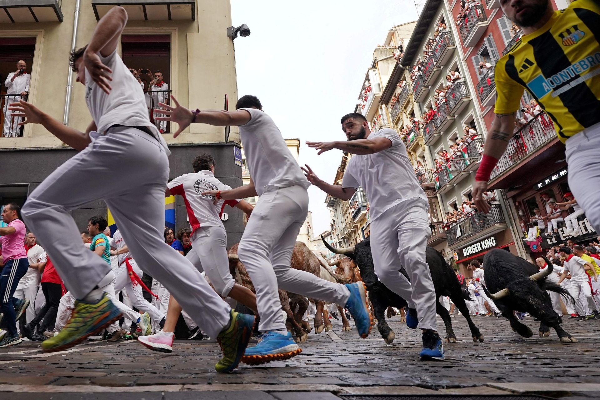 El primer encierro de San Fermín 2025, en imágenes