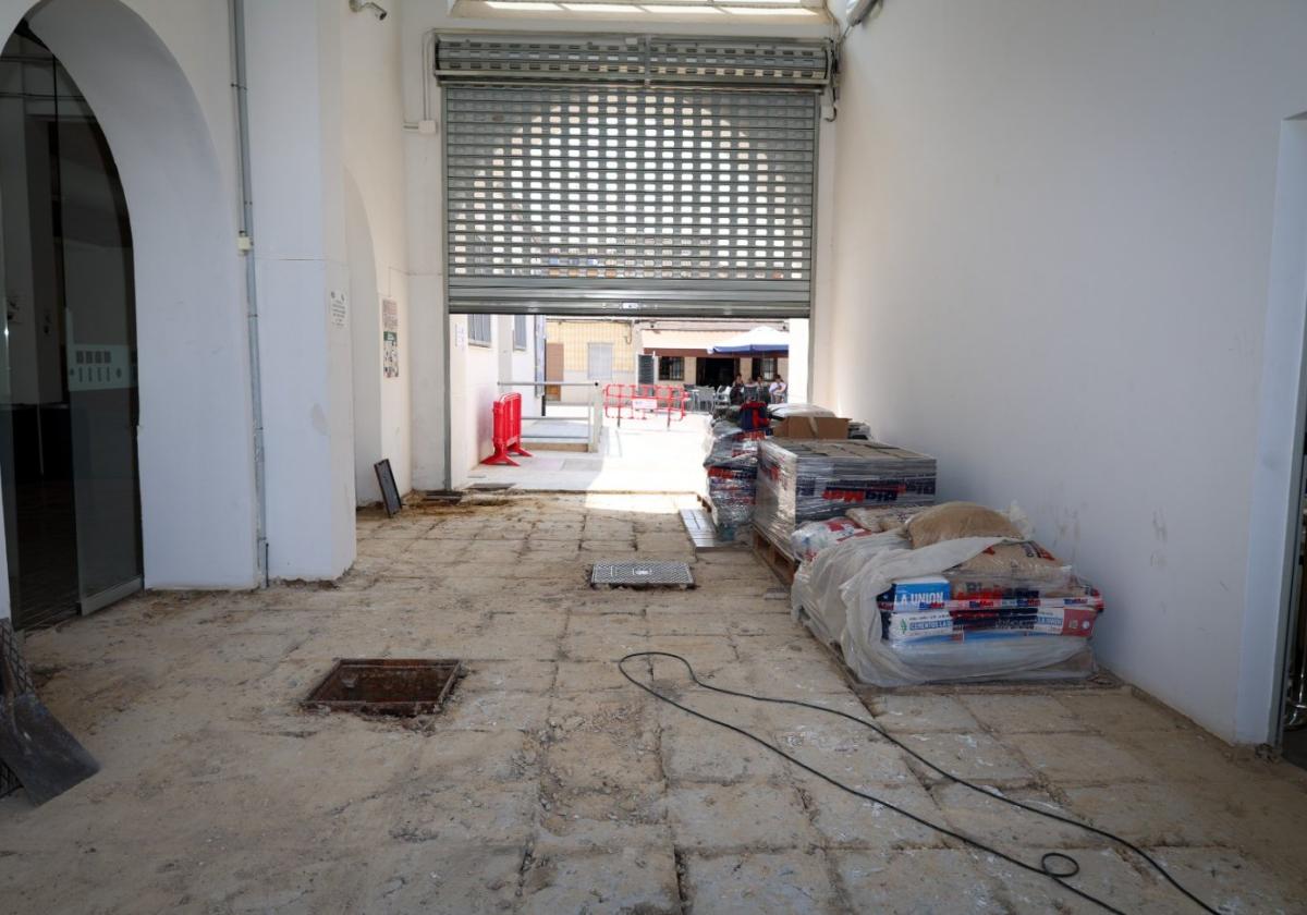 Obras en el mercado de Sant Gregori de Torrent.