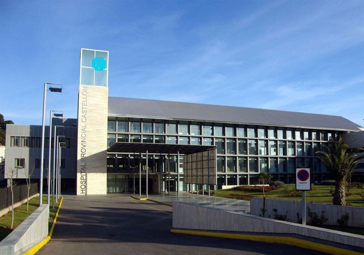 Imagen de archivo de la fachada del hospital de Castellón.
