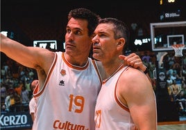 San Emeterio y Rafa Martínez, en el partido de leyendas.