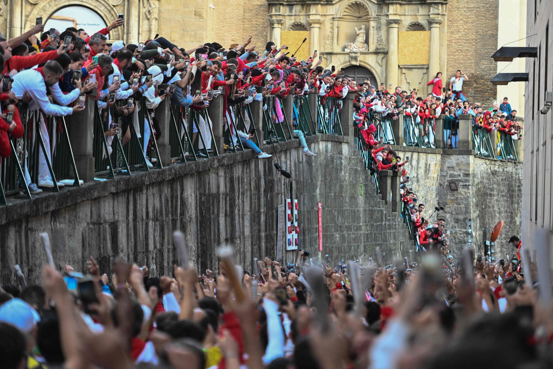 El peligroso segundo encierro de San Fermín 2025, en imágenes