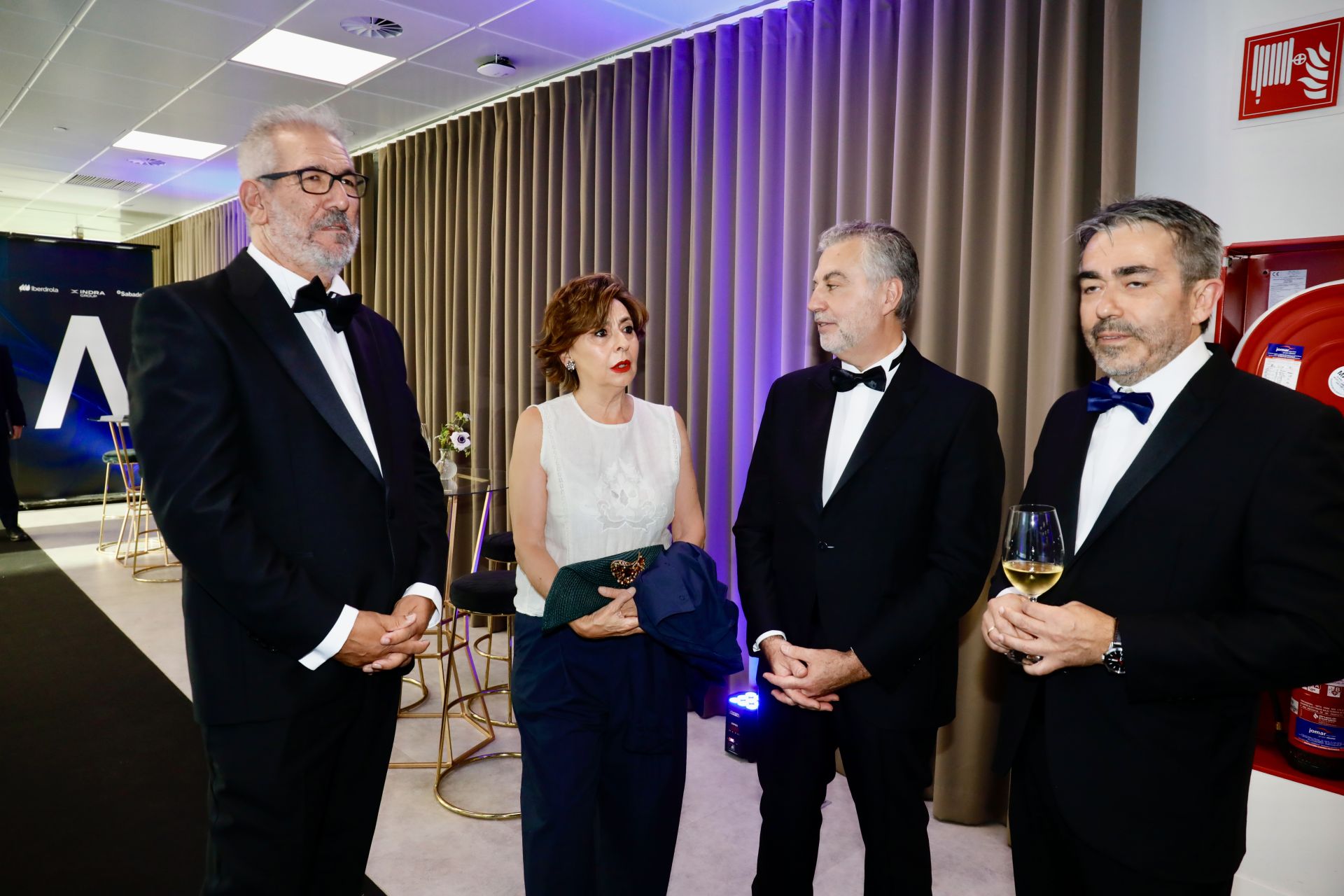 FOTOS | Los Reyes entregan los Premios Cavia 2025