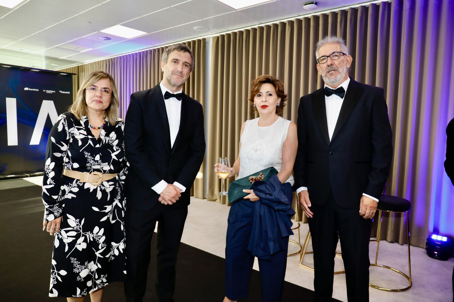 FOTOS | Los Reyes entregan los Premios Cavia 2025