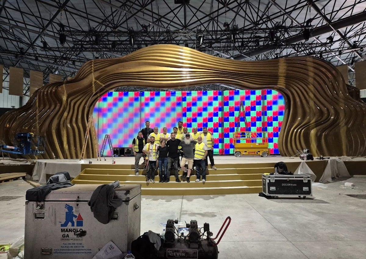 Imagen secundaria 1 - Obras de Volúmenes y Vareta MG. El escenario de una entrega de premios en Fibes (Sevilla) fue un trabajo de Manolo García dirigido por Berta Sola para Vorwerk, Pionners.