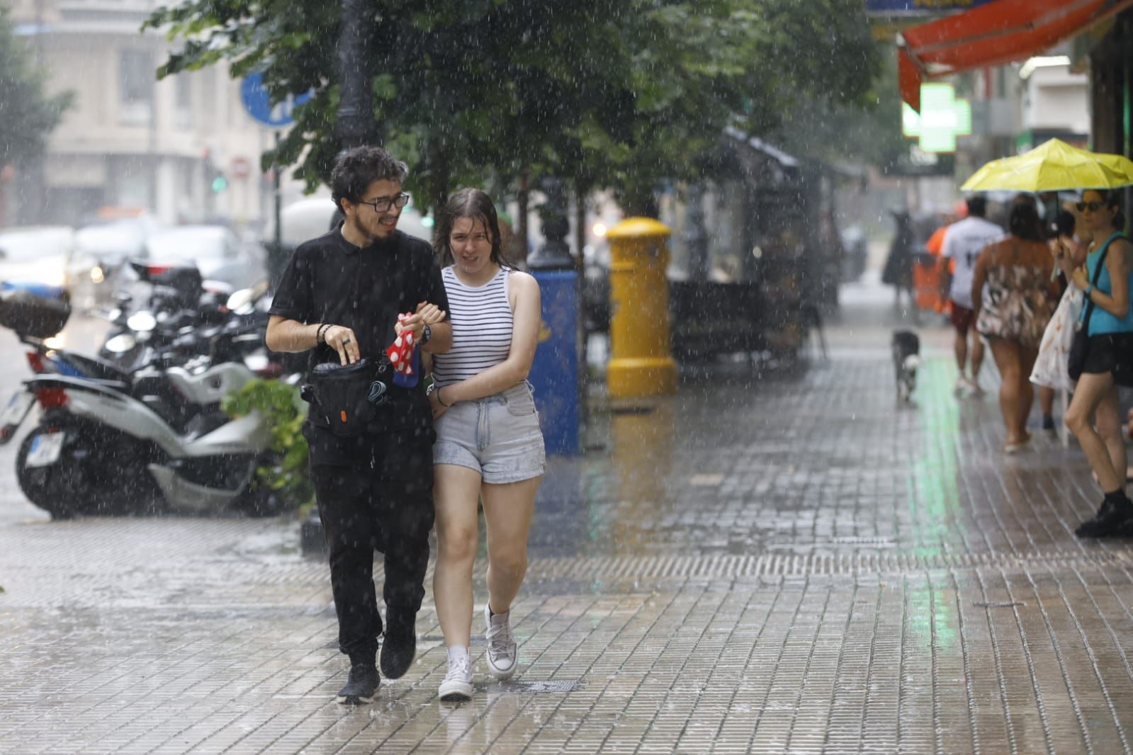 FOTOS | Fuertes lluvias en Valencia