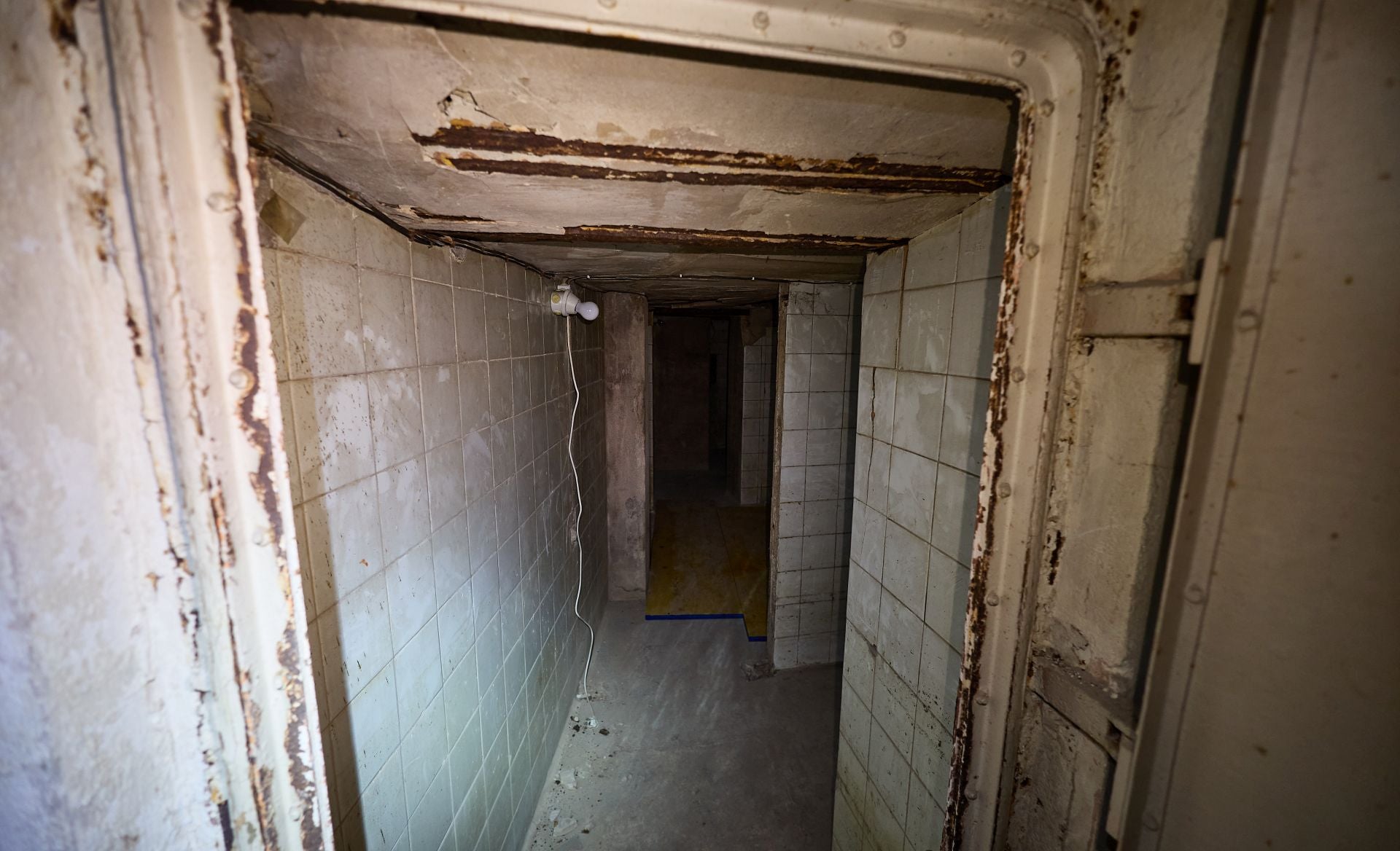 FOTOS | Así es por dentro el refugio antiaéreo del Palacio de Montortal en Valencia