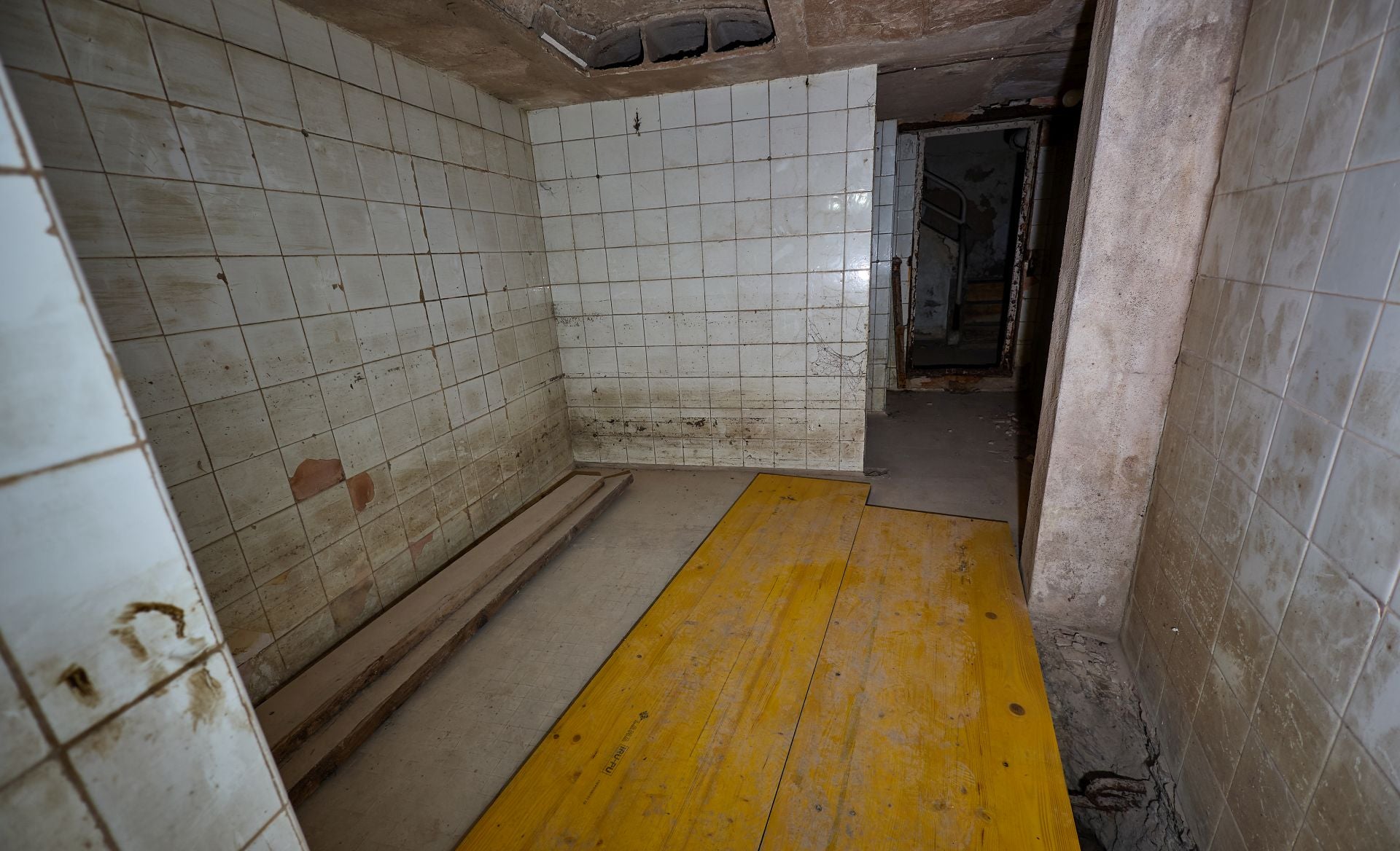 FOTOS | Así es por dentro el refugio antiaéreo del Palacio de Montortal en Valencia