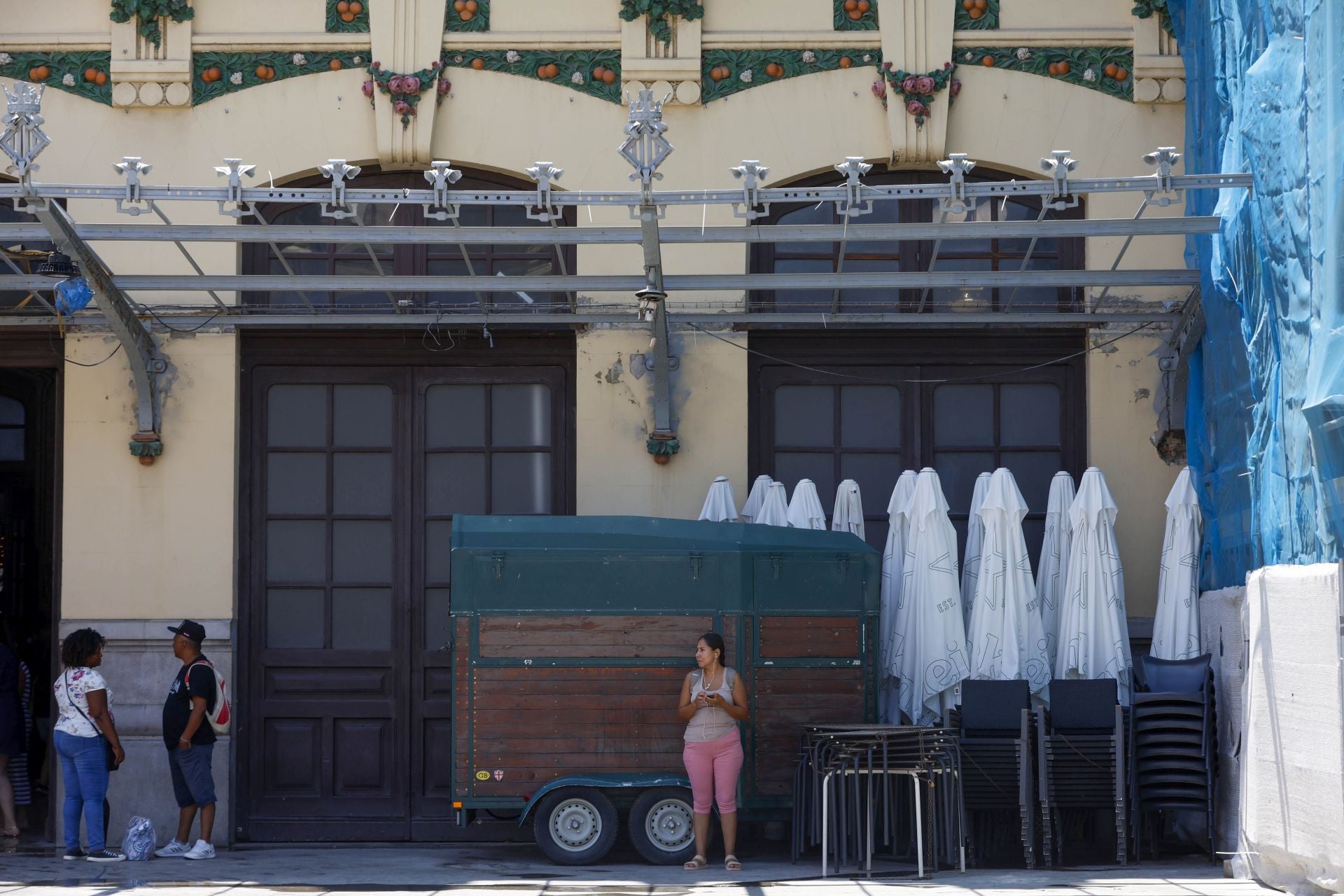 FOTOS | El zoco de la estación del Norte de Valencia