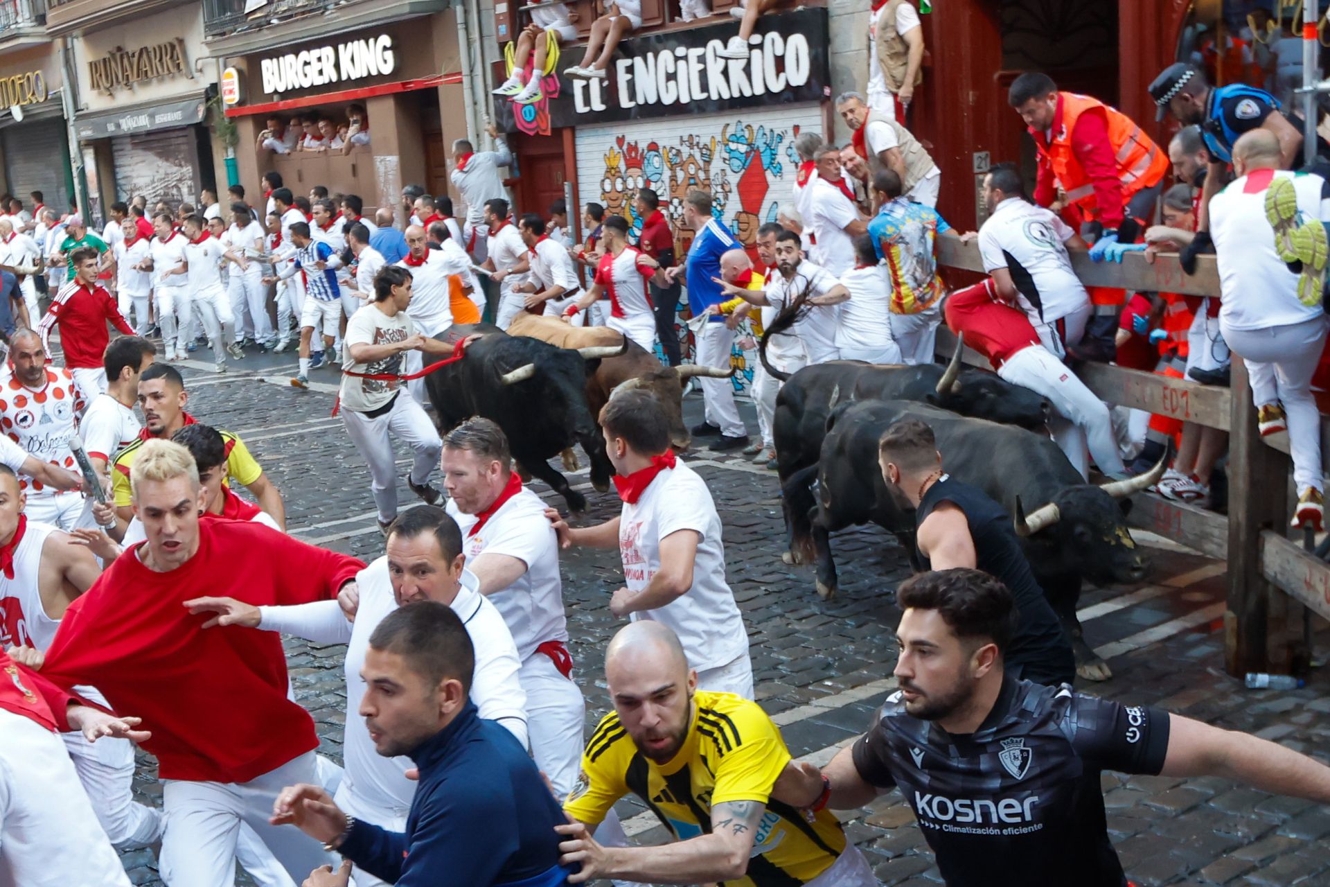 FOTOS | Séptimo encierro de San Fermín 2025