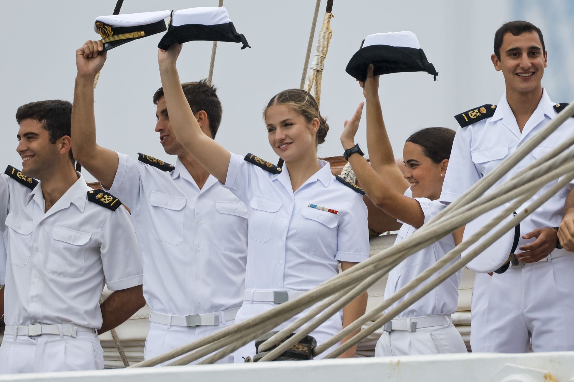 Fotos: La princesa Leonor llega a Marín y finaliza su crucero de instrucción a bordo de Elcano