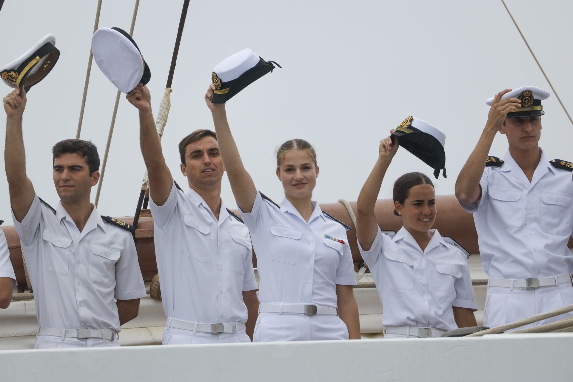 Fotos: La princesa Leonor llega a Marín y finaliza su crucero de instrucción a bordo de Elcano