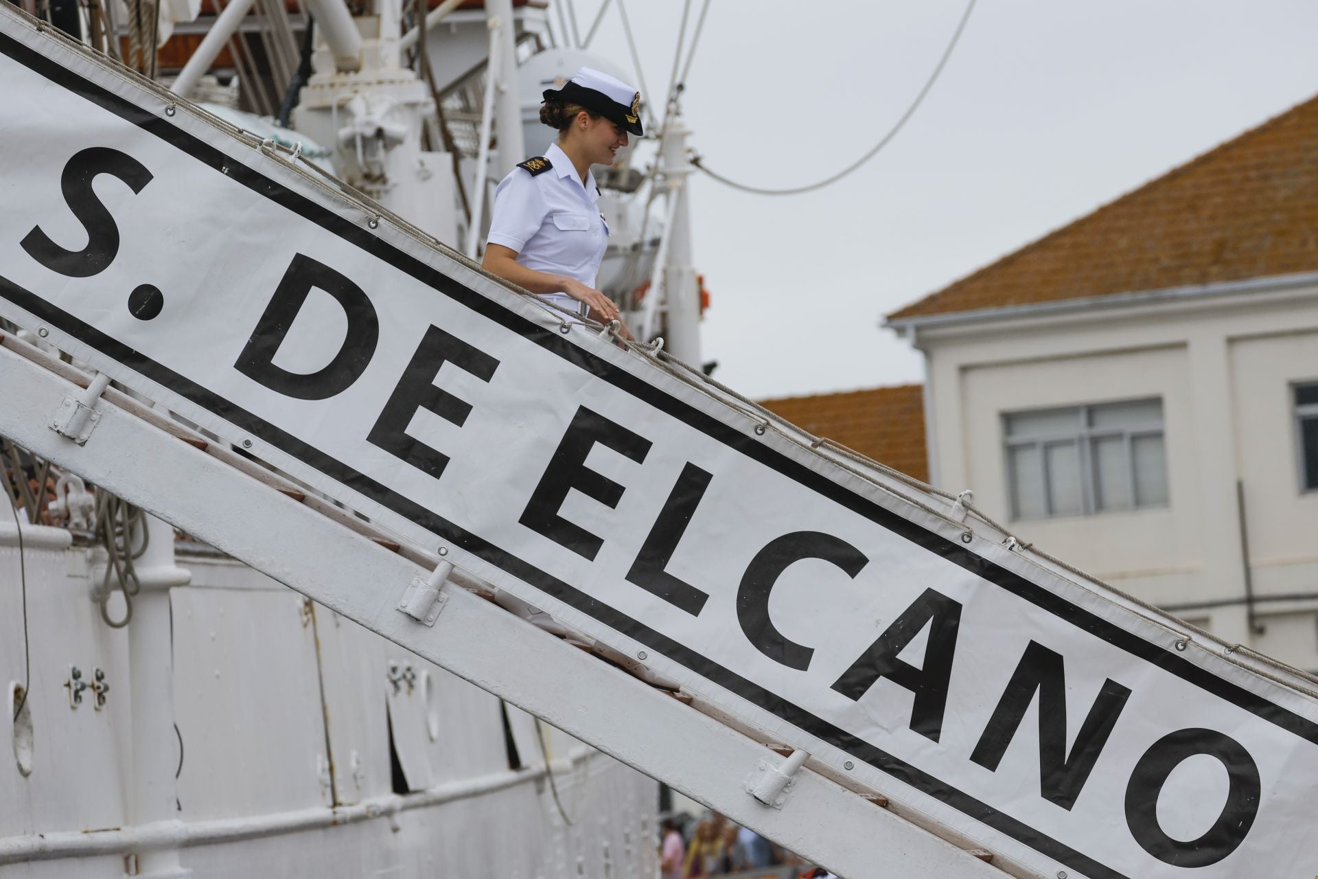 Fotos: La princesa Leonor llega a Marín y finaliza su crucero de instrucción a bordo de Elcano