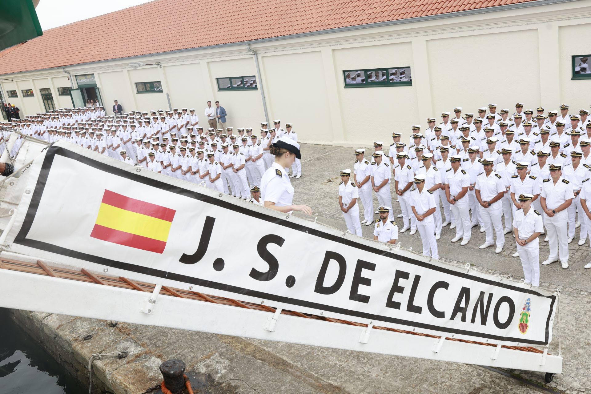 Fotos: La princesa Leonor llega a Marín y finaliza su crucero de instrucción a bordo de Elcano