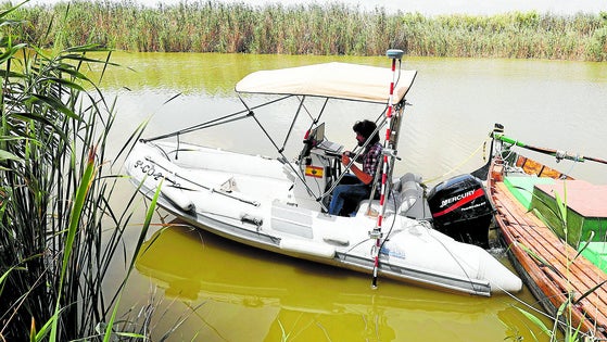 La zodiac realizará al menos tres travesías en forma de anillo perimetral por la Albufera.