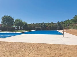Piscina municipal de Bellús.