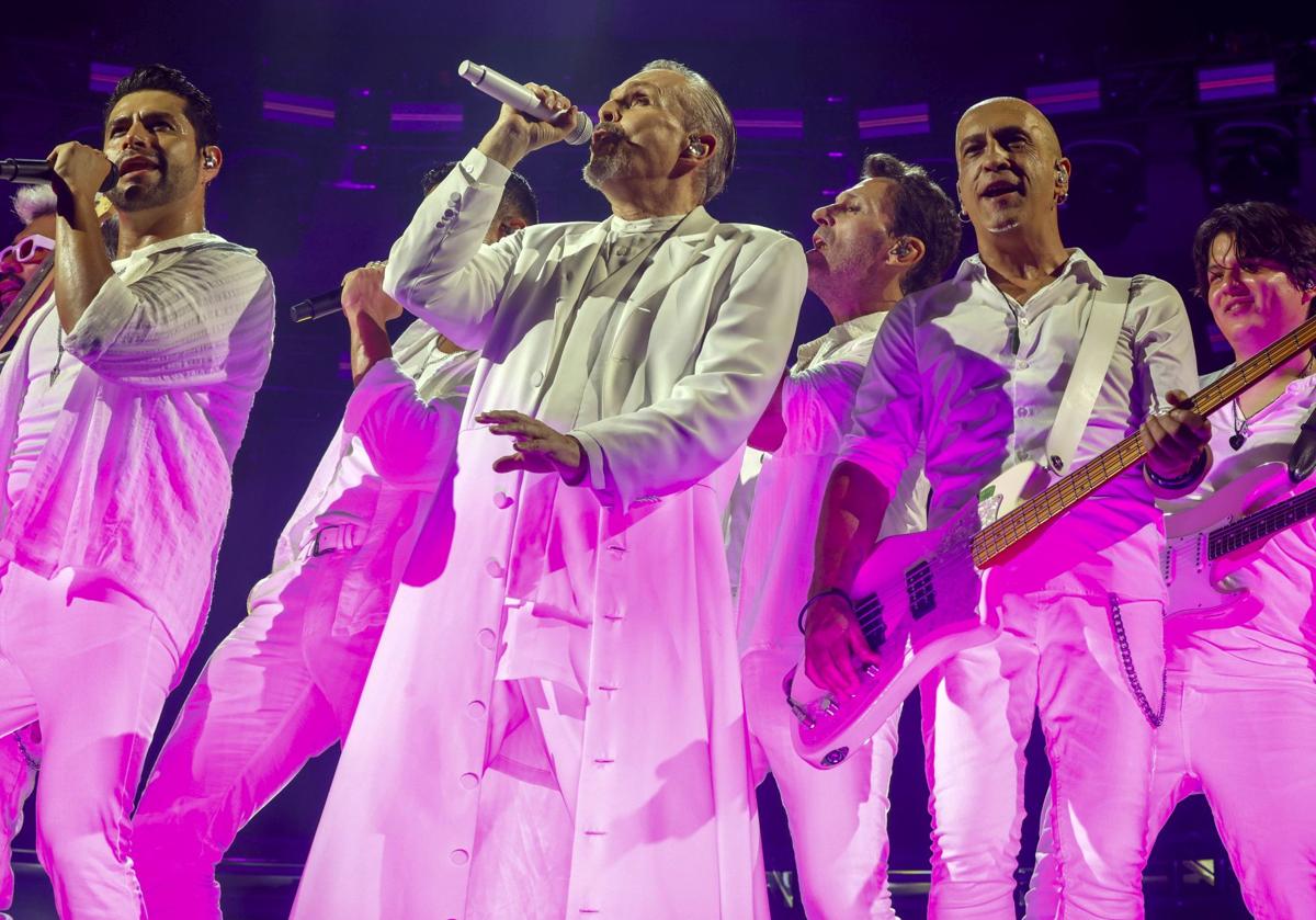 Miguel Bosé reconquista Valencia ocho años después