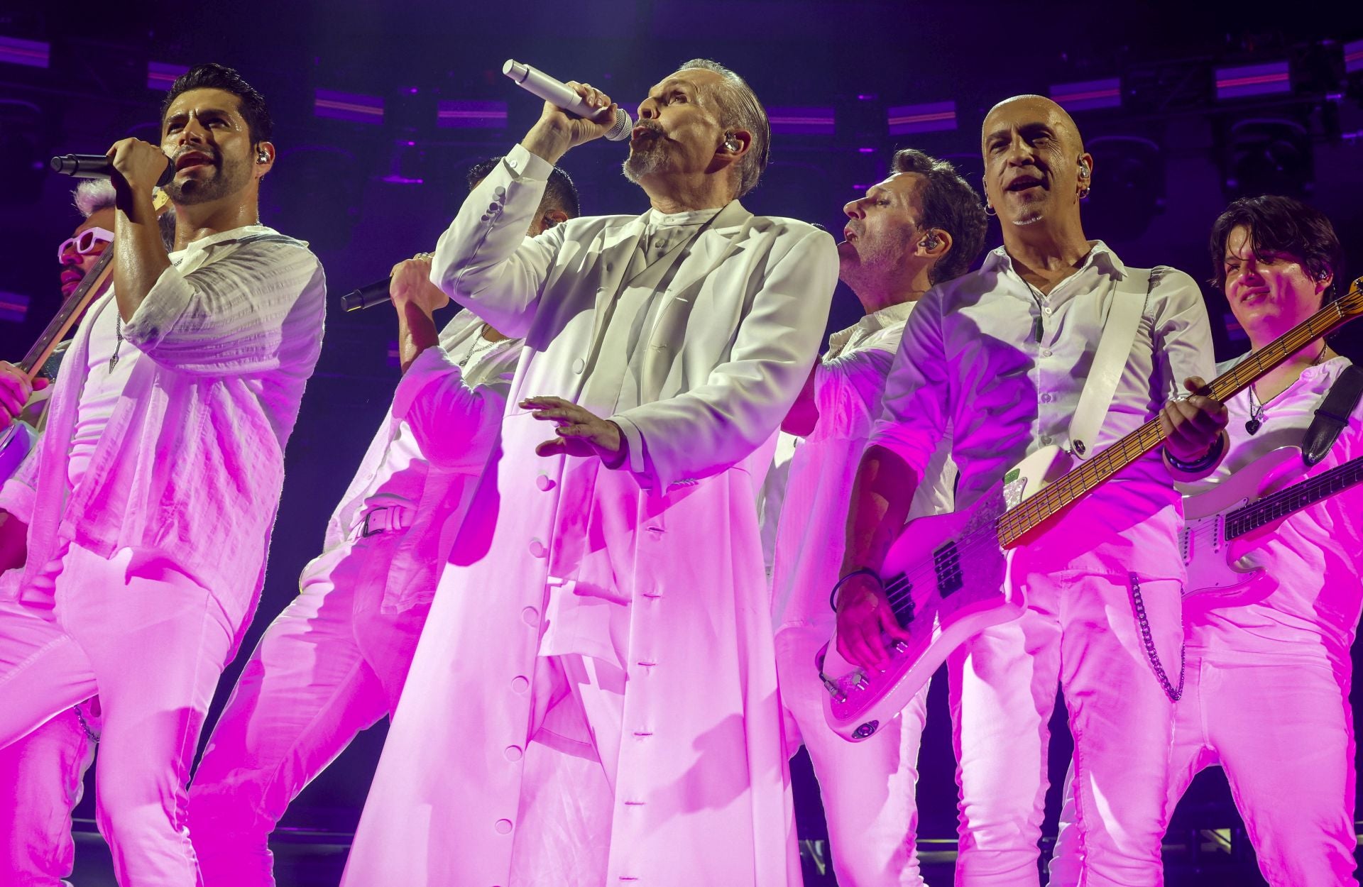 Miguel Bosé reconquista Valencia ocho años después