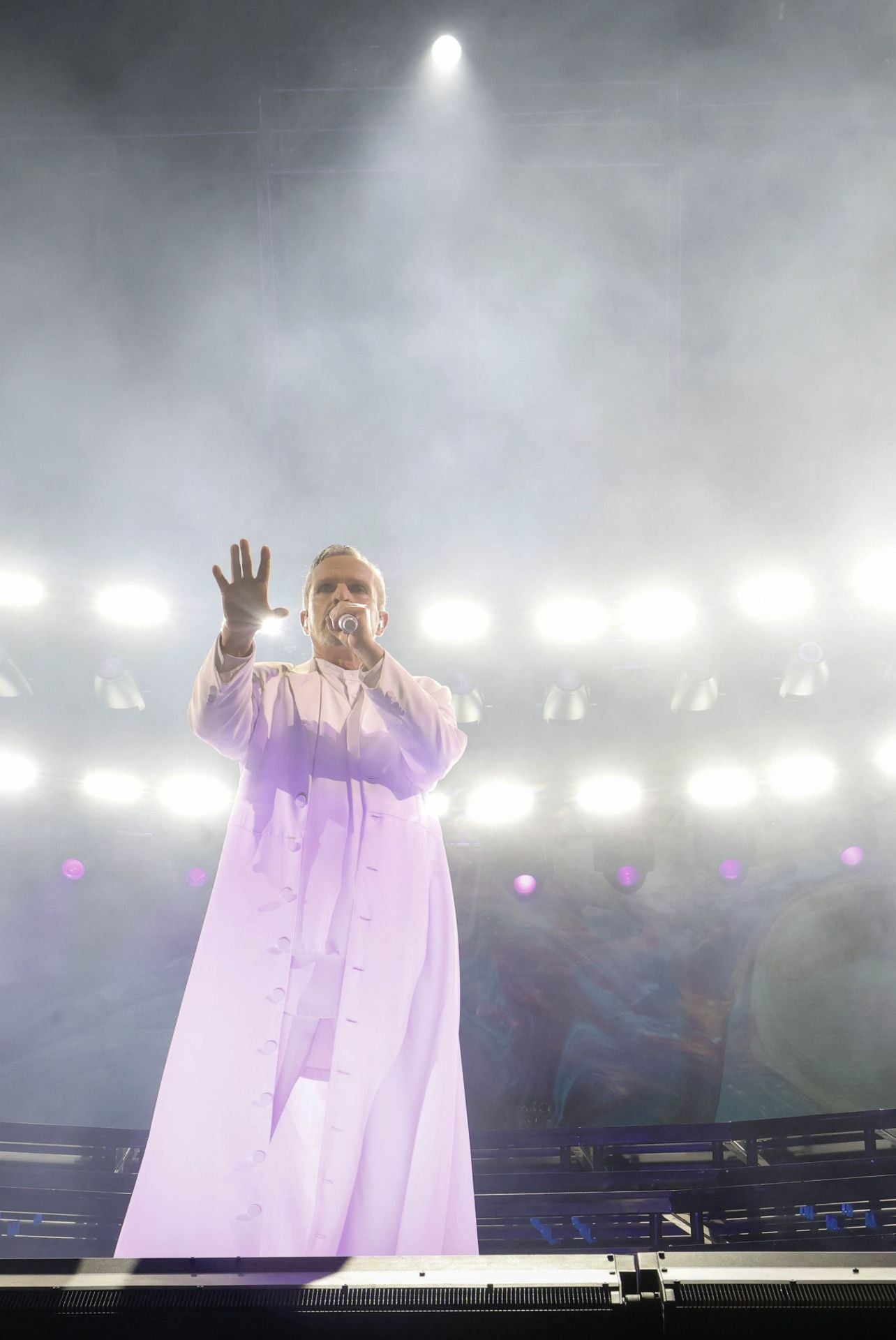 Miguel Bosé reconquista Valencia ocho años después