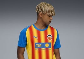 La tercera equipación del Valencia filtrada por Puma México.