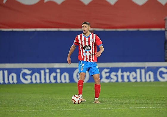 Alejandro Lizancos, durante un partido con el Lugo esta temporada.