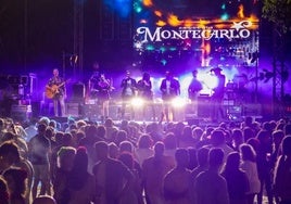 Actuación de la Orquesta Montecarlo.