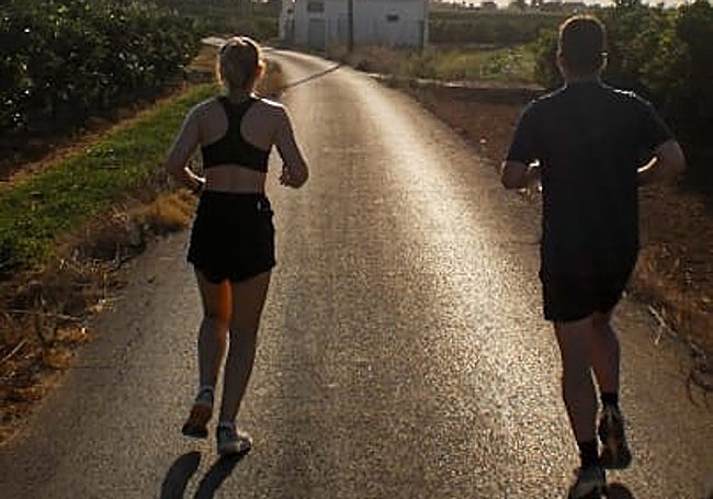 Los miembros del Flama Run Club en pleno entrenamiento.
