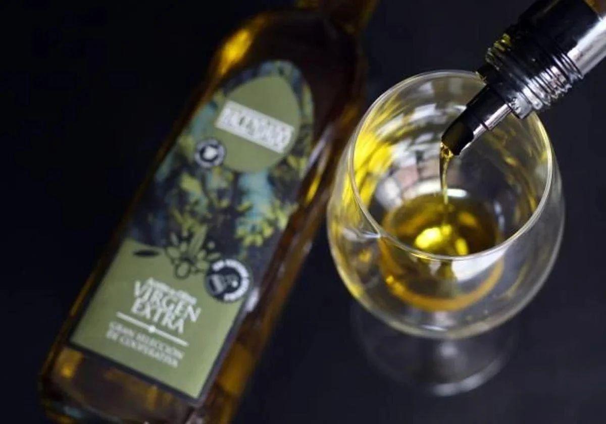 Botella de aceite de oliva de Mercadona.