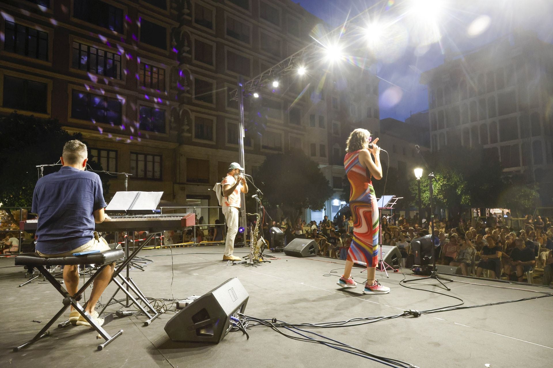 Valencia vive su Gran Nit de Juliol