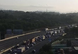 Retenciones en la A-7, en la mañana de este martes.