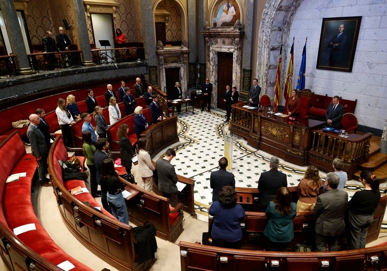Lo Rat Penat felicita al Ayuntamiento por aprobar el cambio de topónimo de Valencia