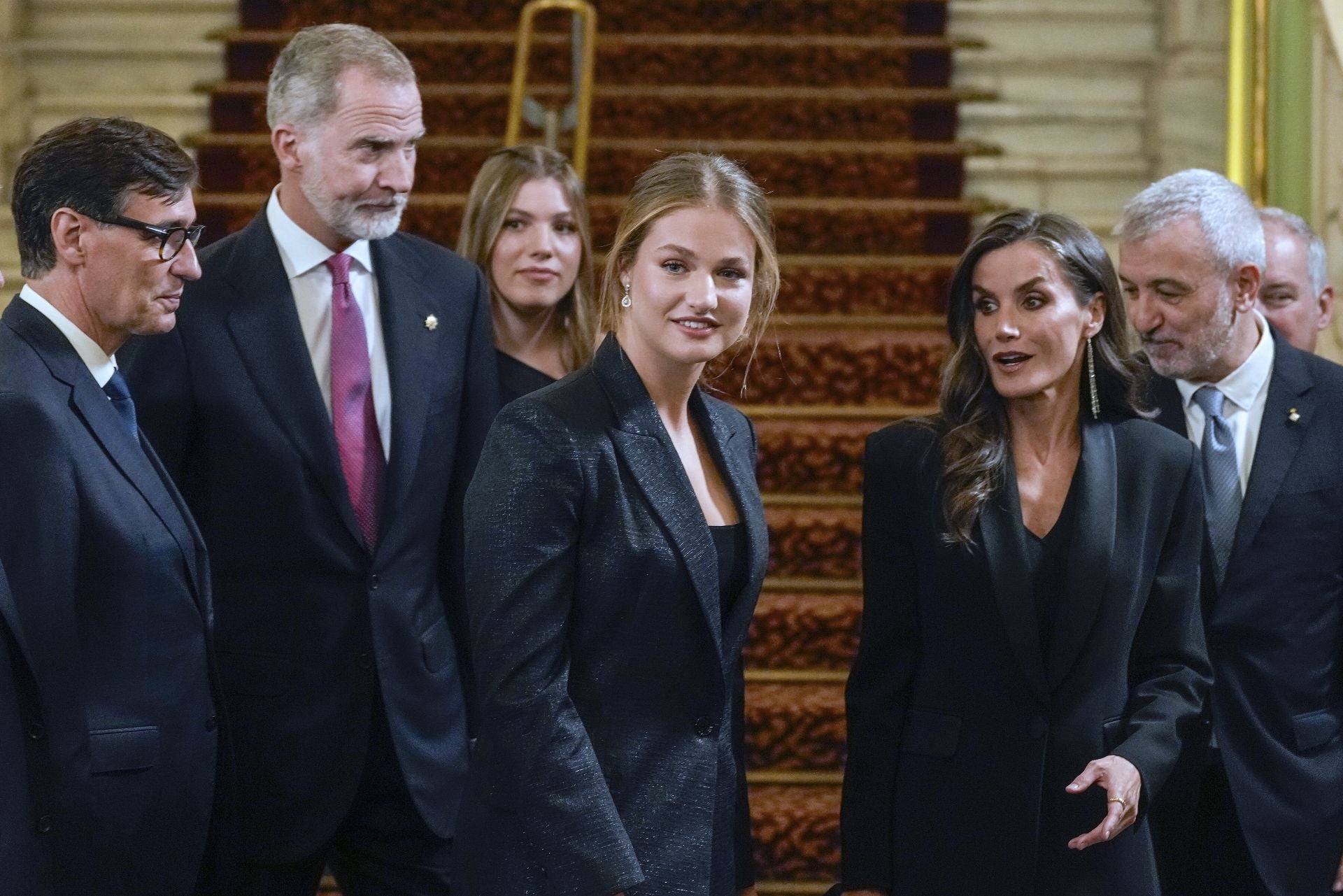 Letizia y Leonor comparten estilismo en los Premios Princesa de Girona 2025