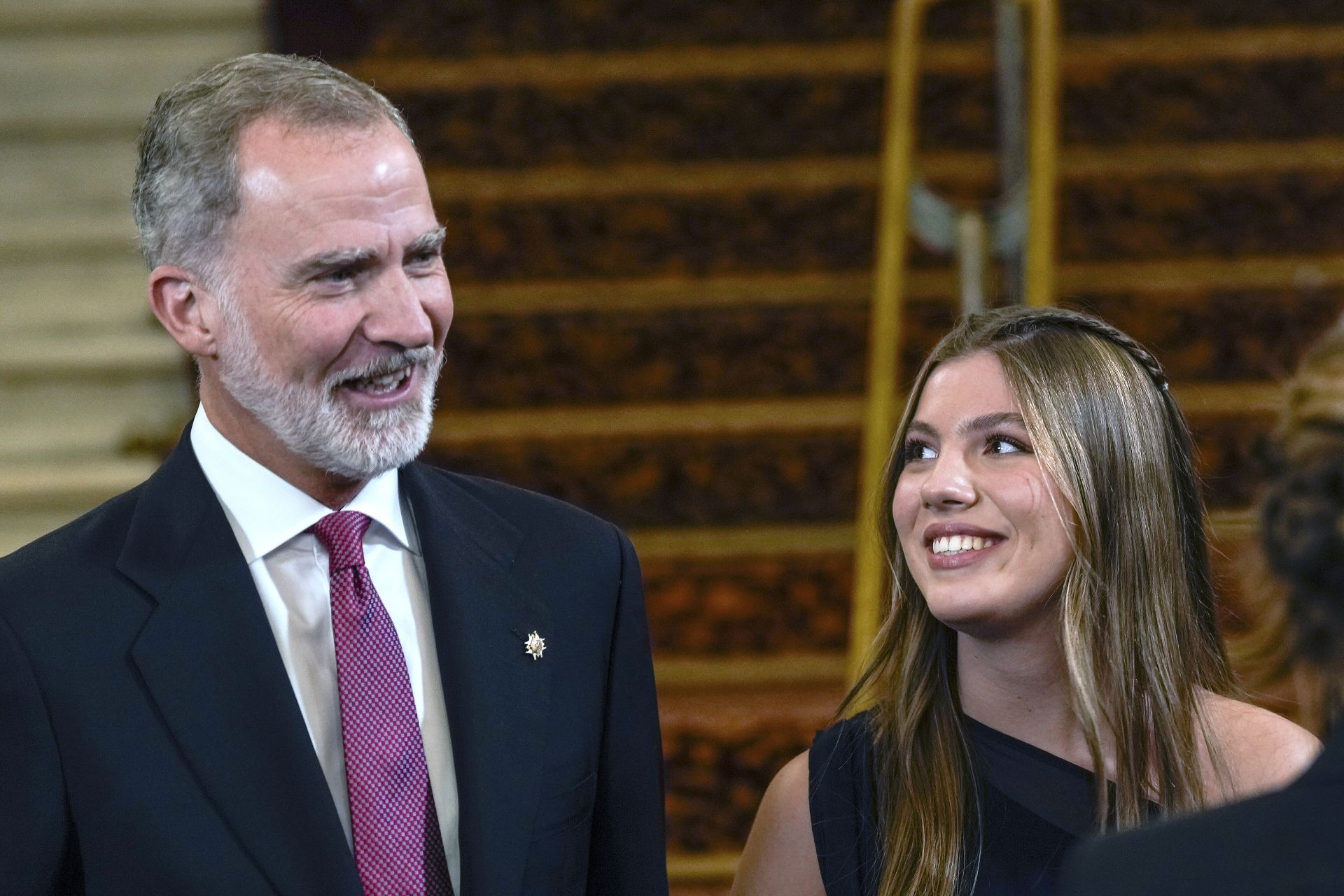 Letizia y Leonor comparten estilismo en los Premios Princesa de Girona 2025
