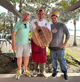Juan Valero de Arroz Tartana con Sandoval Borges y Rubén Robledo