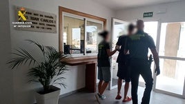 Uno de los arrestados por el tiroteo.